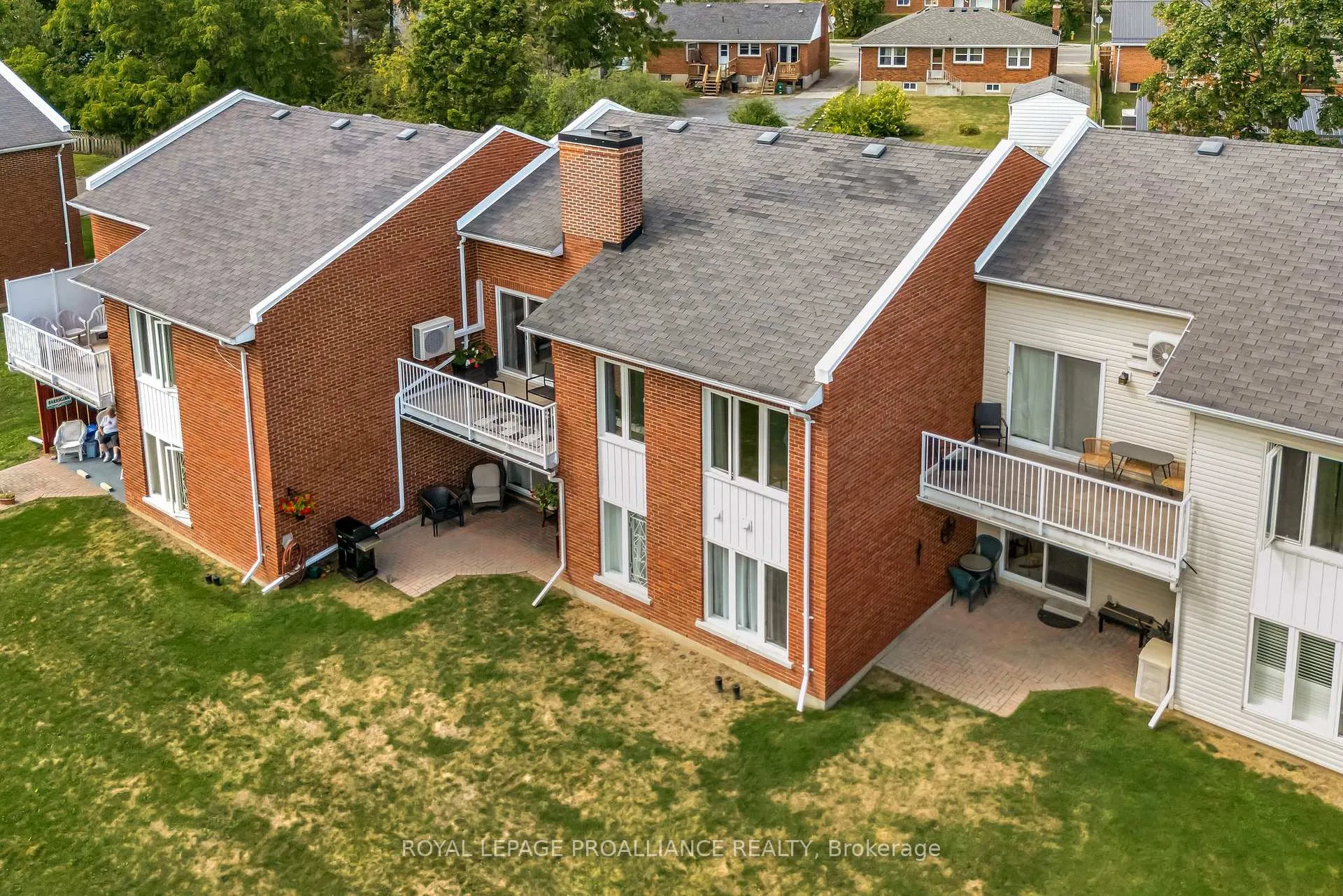 Photo 34 of Unit 12, 179 Herchimer Avenue, Belleville, Belleville Ward — HOMEH