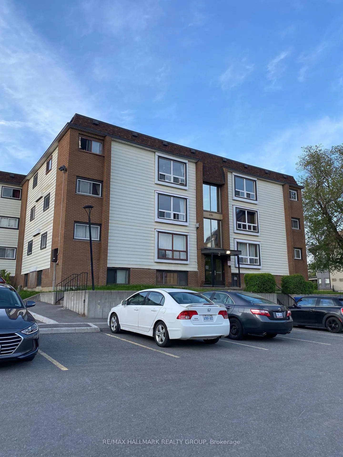 Photo 1 of Unit 12, 898 Elmsmere Road, Ottawa, Beacon Hill South — HOMEH
