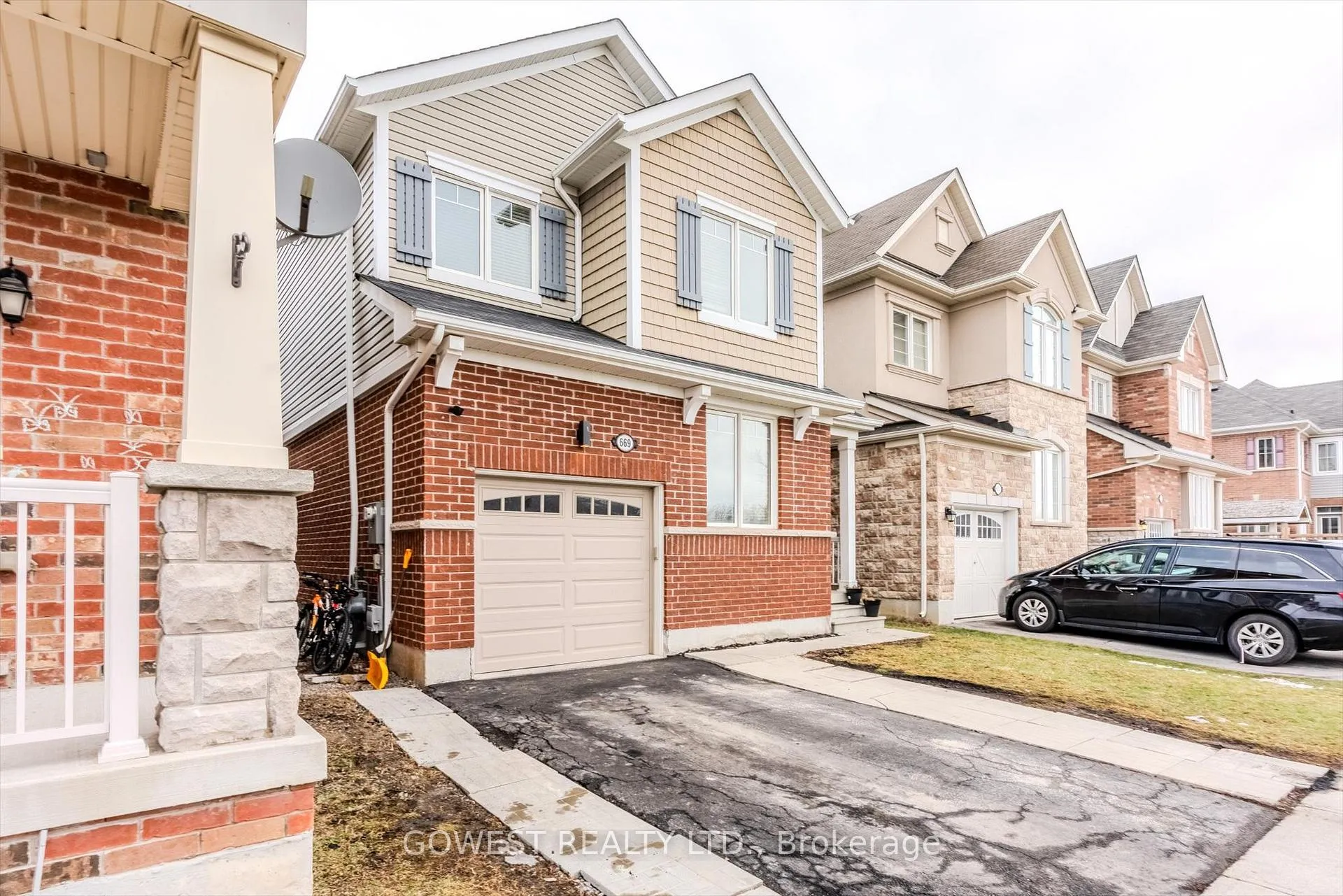Photo 5 of 669 Gibson Crescent, Milton, Coates — HOMEH