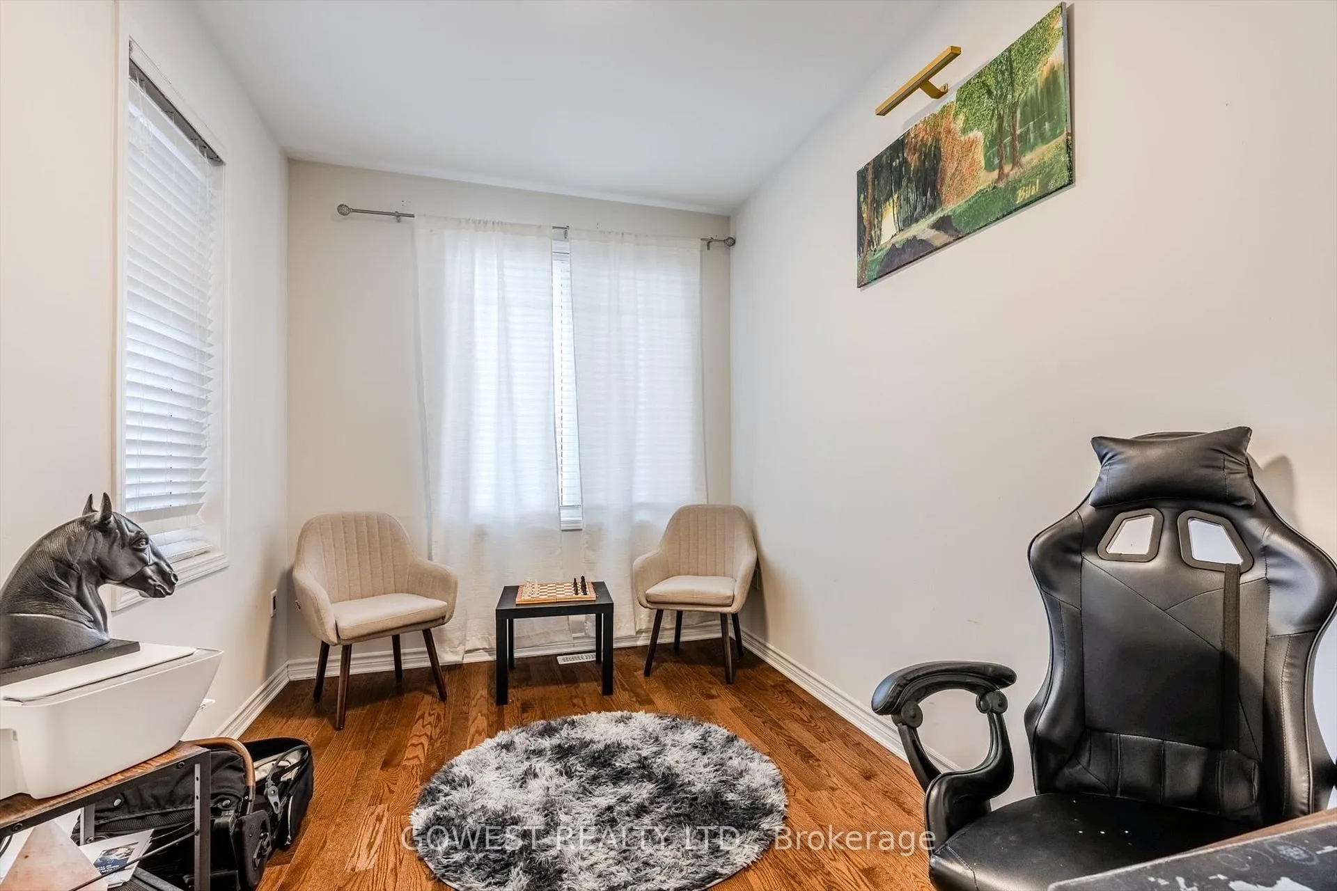 Photo 9 of 669 Gibson Crescent, Milton, Coates — HOMEH