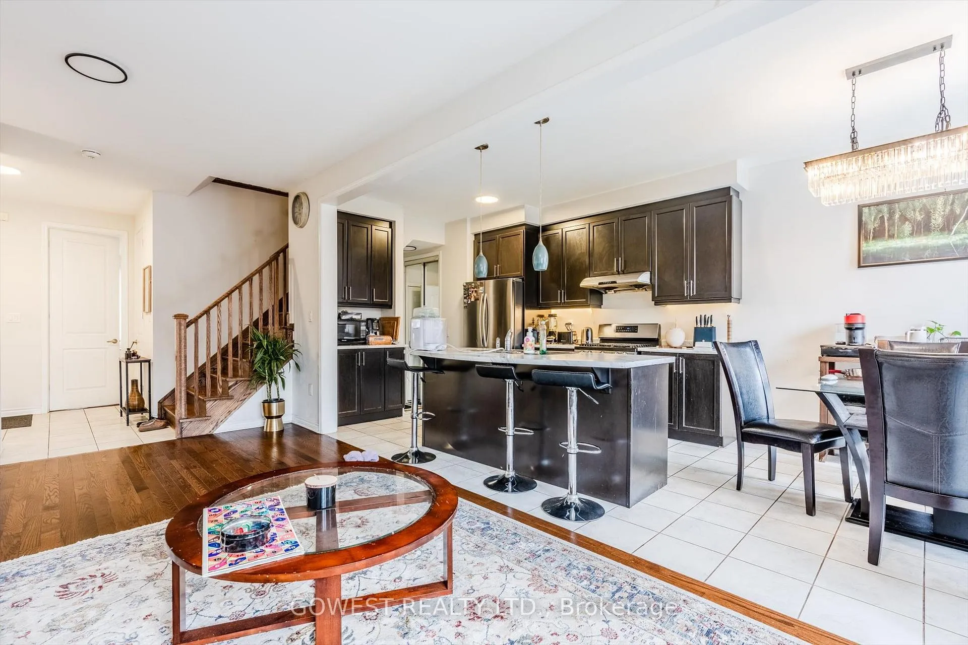 Photo 13 of 669 Gibson Crescent, Milton, Coates — HOMEH