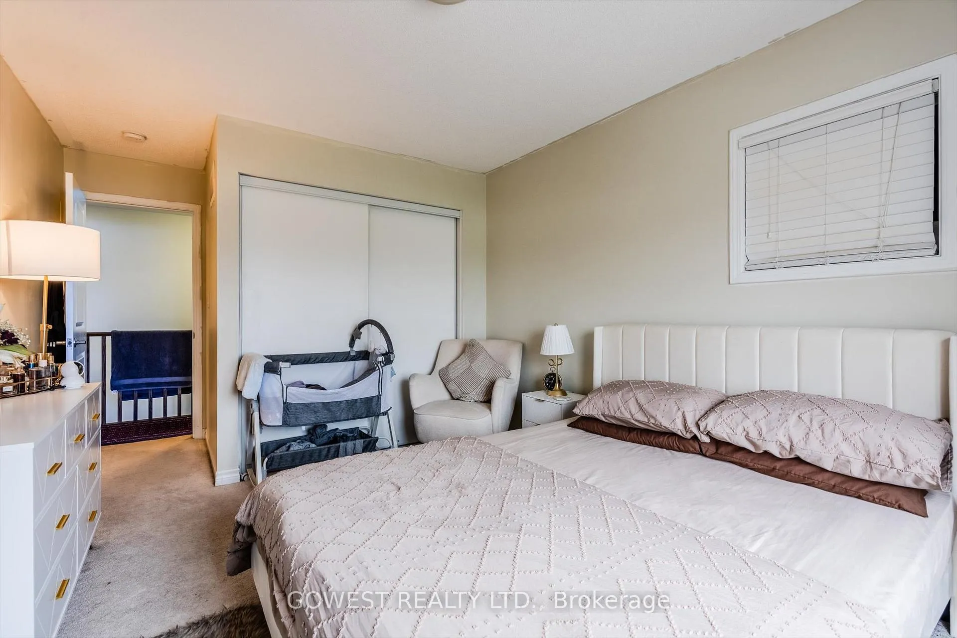 Photo 24 of 669 Gibson Crescent, Milton, Coates — HOMEH