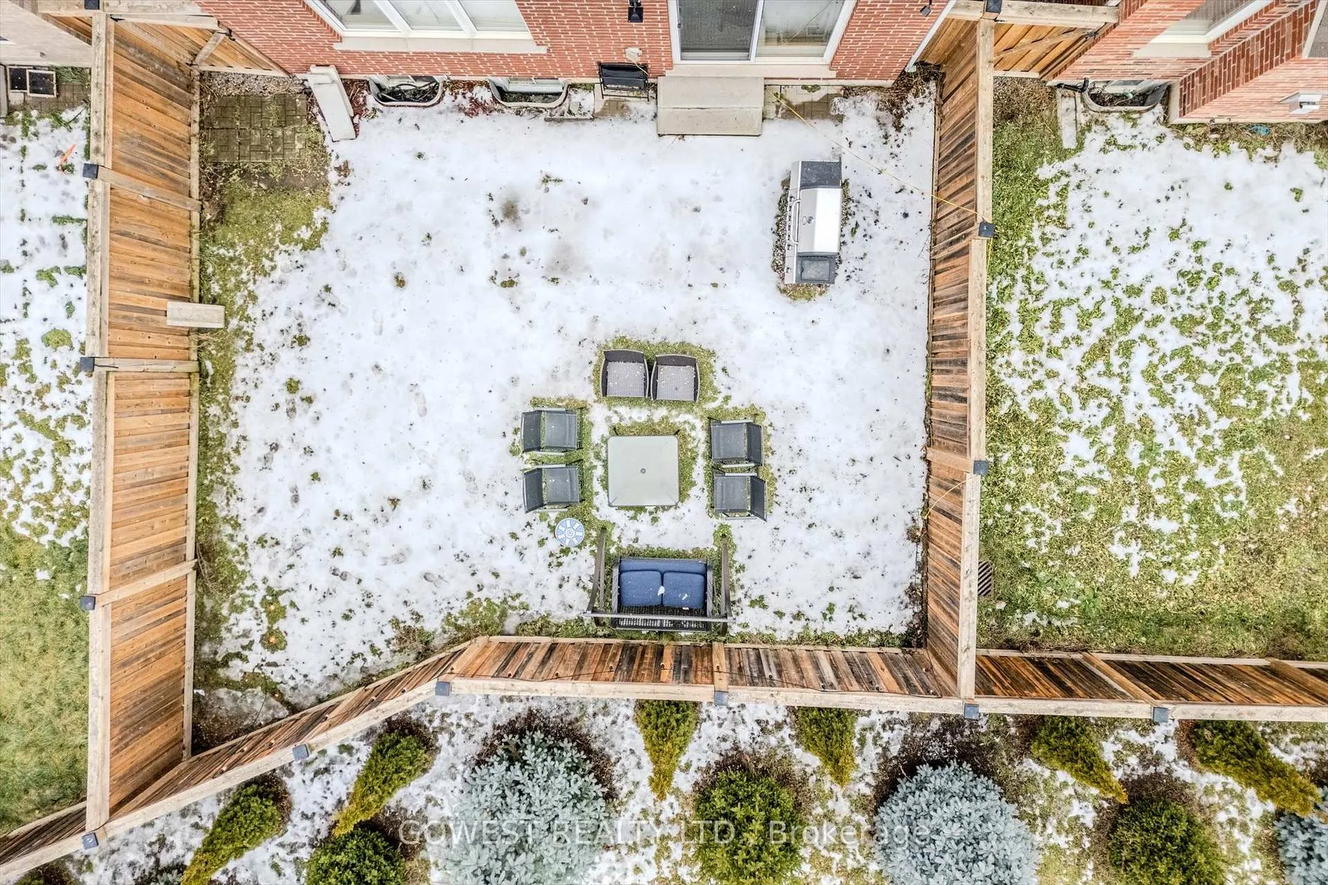 Photo 41 of 669 Gibson Crescent, Milton, Coates — HOMEH