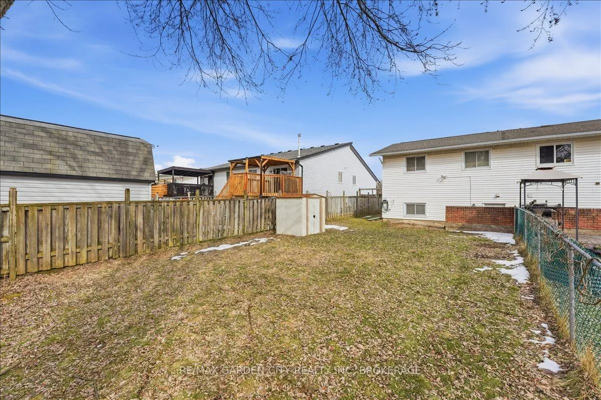 Photo 36 of 229 Windsor Street, Welland, Broadway — HOMEH