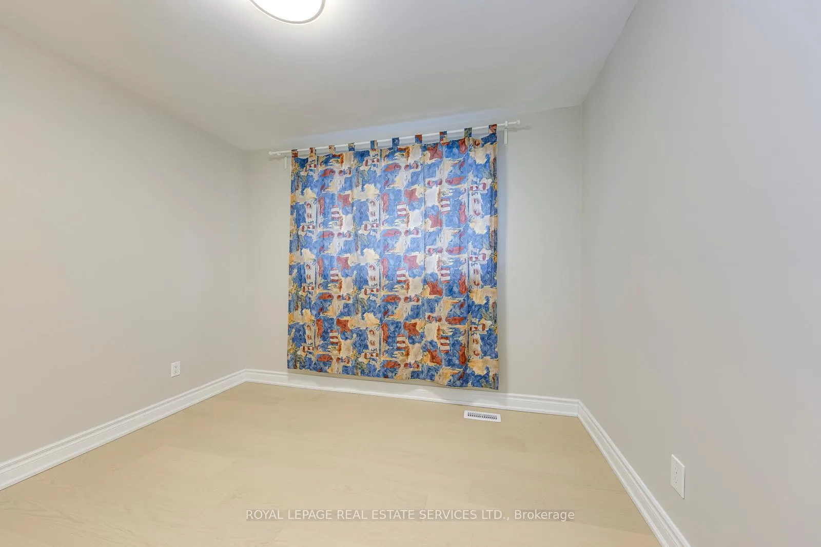 Photo 21 of 2420 Raymore Drive, Burlington, Brant — HOMEH