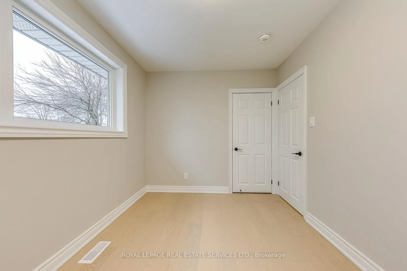 Photo 24 of 2420 Raymore Drive, Burlington, Brant — HOMEH