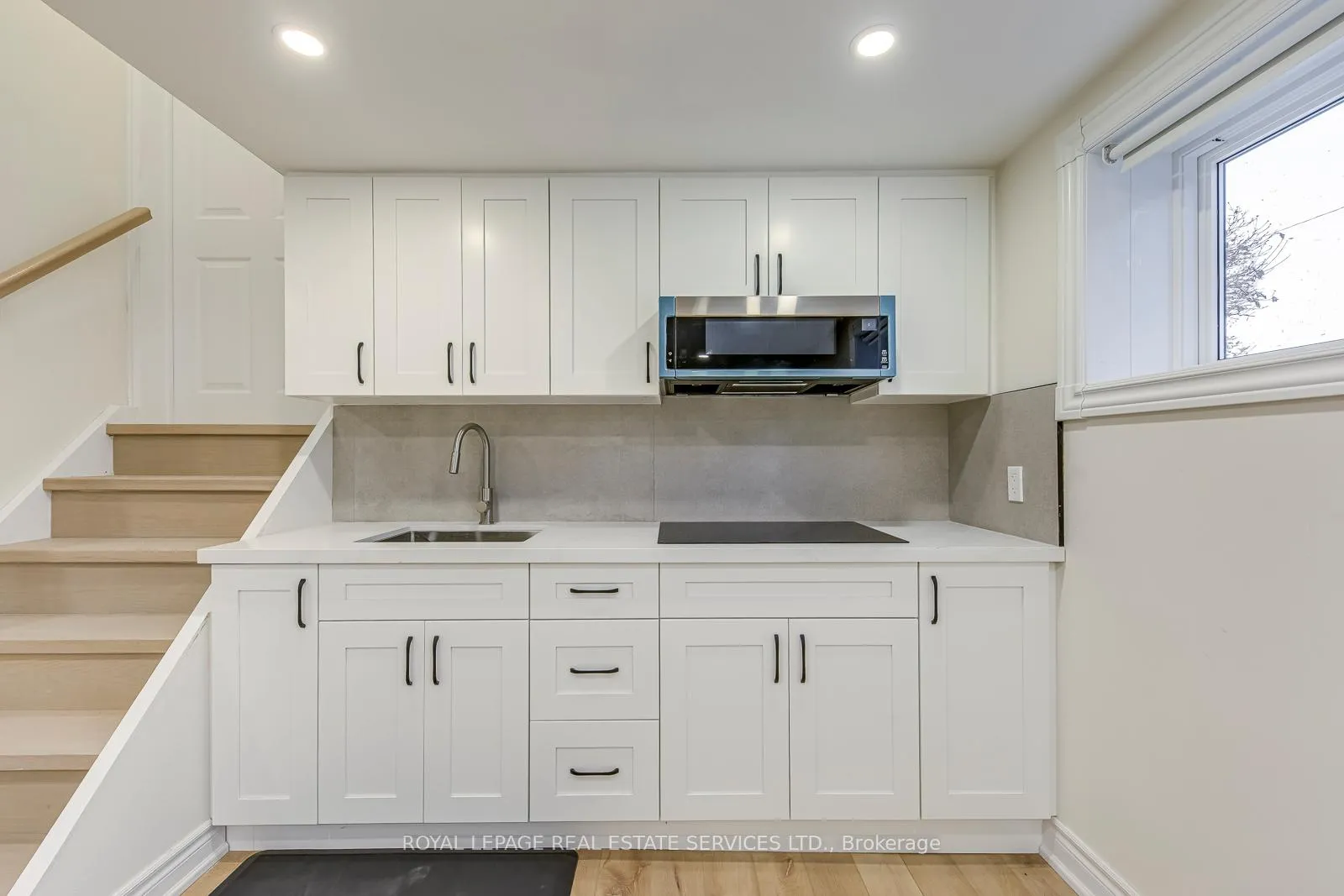 Photo 30 of 2420 Raymore Drive, Burlington, Brant — HOMEH