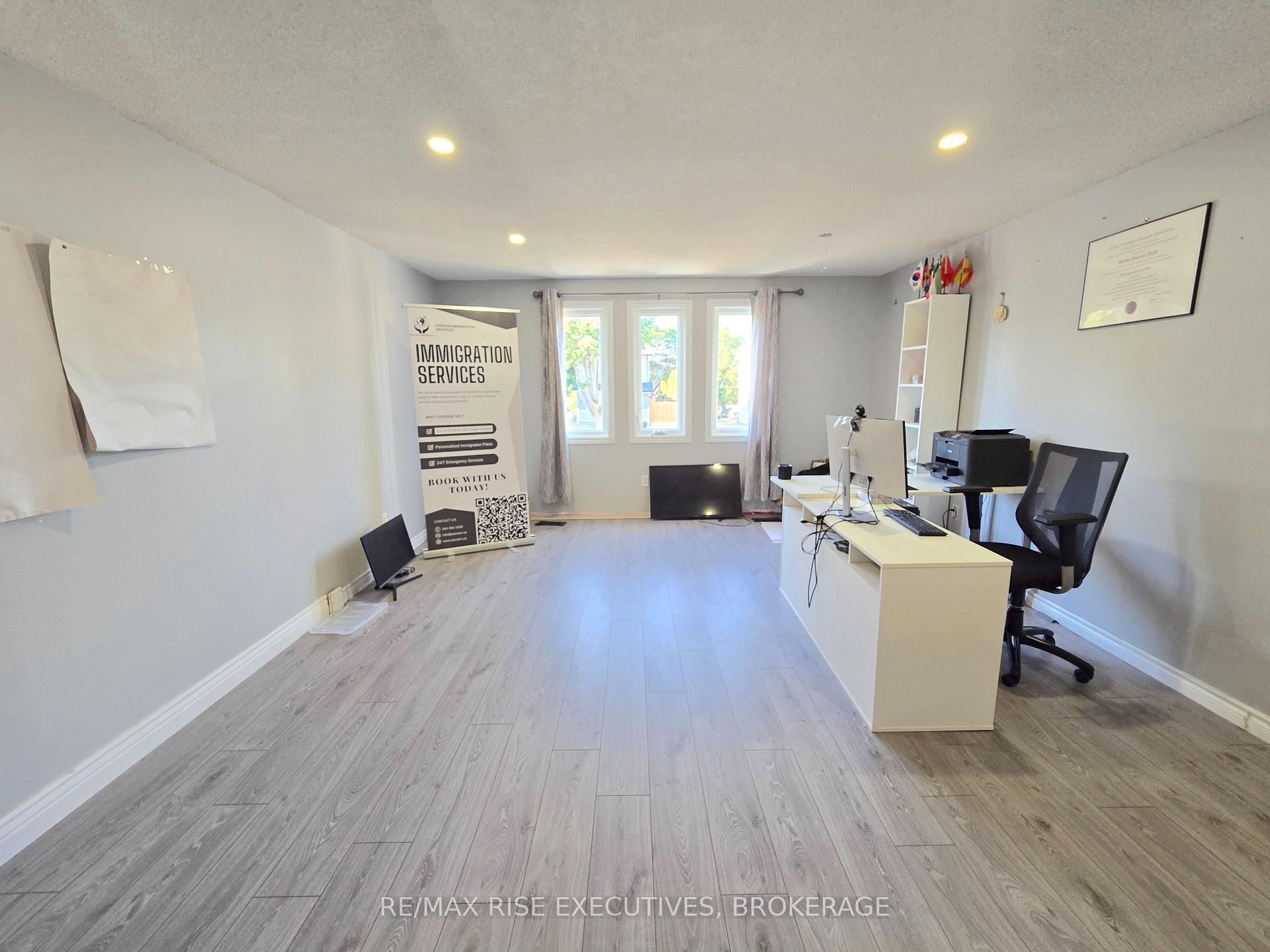 Photo 8 of 1117 Wintergreen Crescent, Kingston, City Northwest — HOMEH