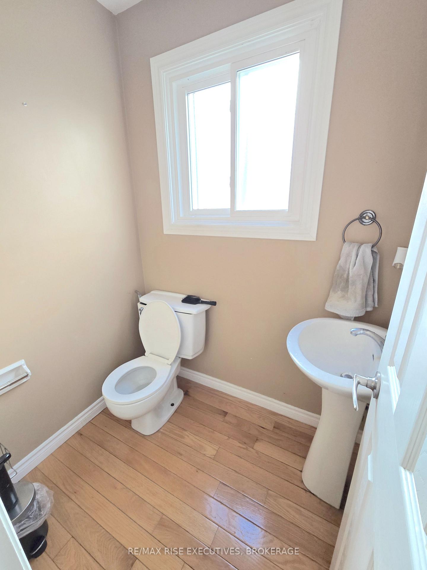 Photo 9 of 1117 Wintergreen Crescent, Kingston, City Northwest — HOMEH