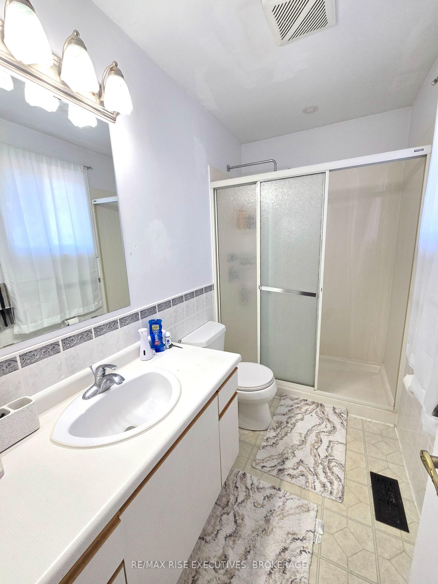 Photo 16 of 1117 Wintergreen Crescent, Kingston, City Northwest — HOMEH