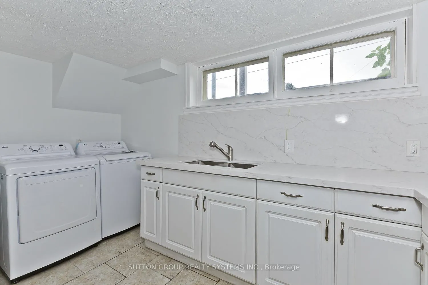 Photo 4 of Unit Lower, 12 Kamla Drive, St. Catharines, Vine/Linwell — HOMEH