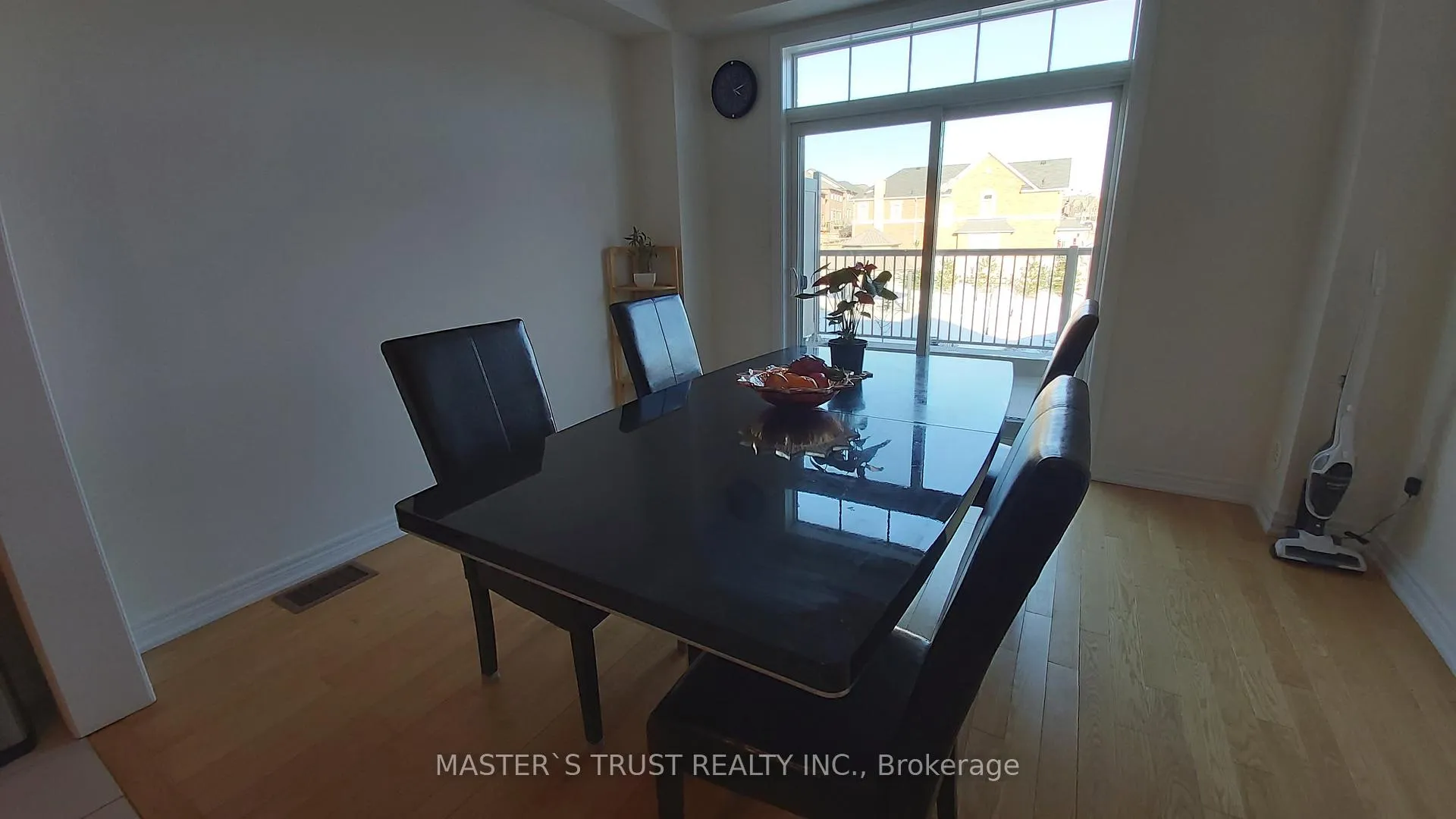 Photo 11 of 9345 Kennedy Road, Markham, Berczy — HOMEH