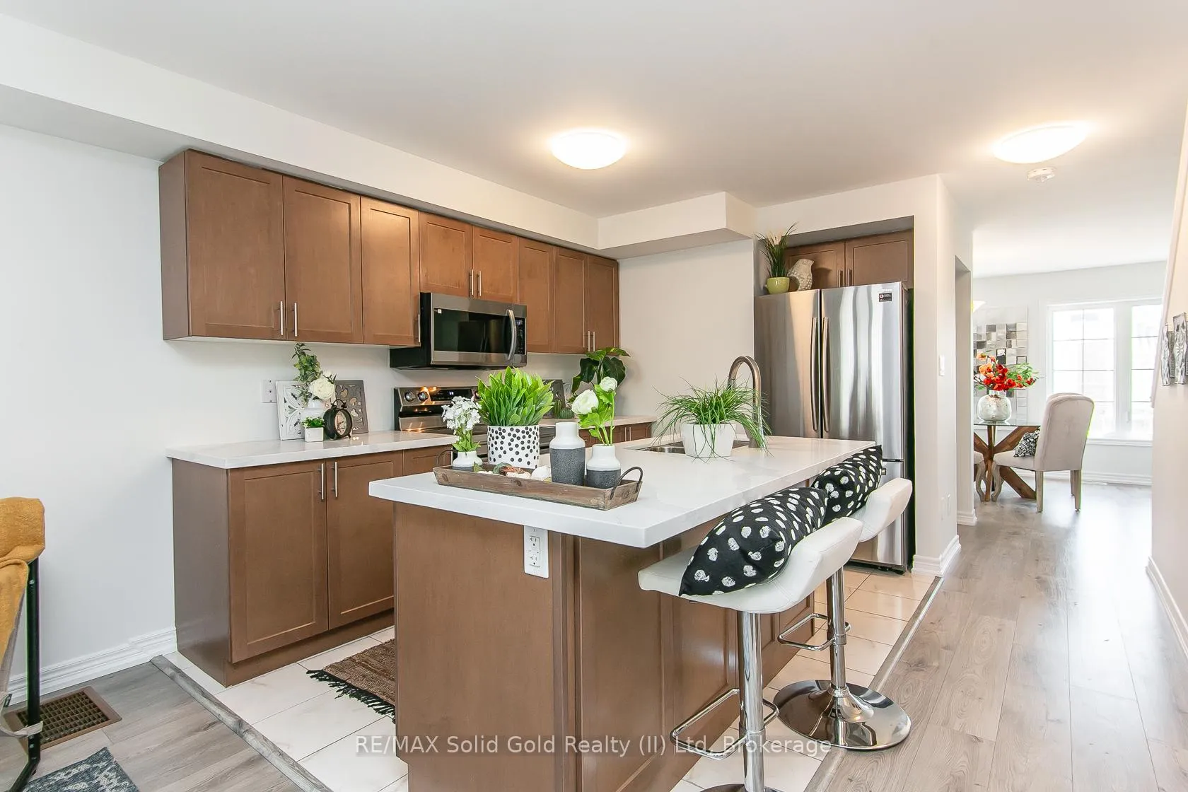 Photo 11 of 386 Linden Drive, Waterloo — HOMEH