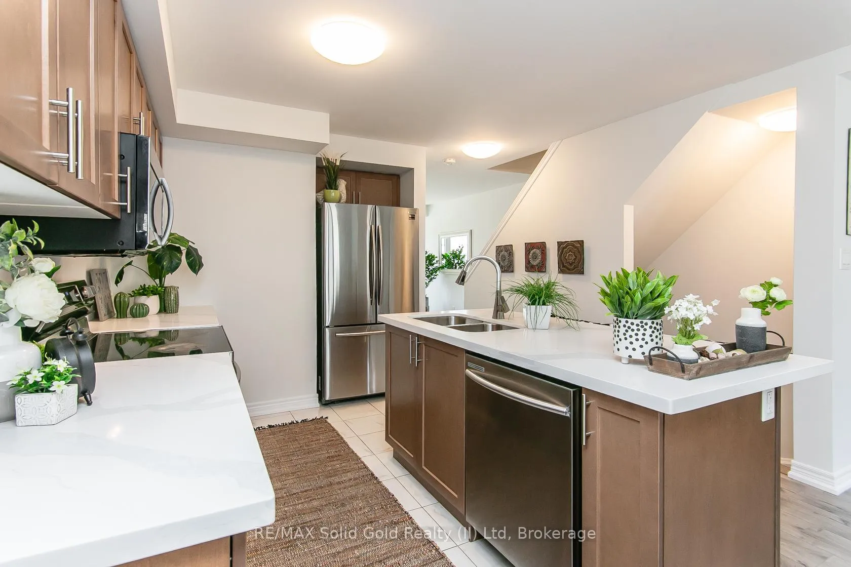 Photo 15 of 386 Linden Drive, Waterloo — HOMEH