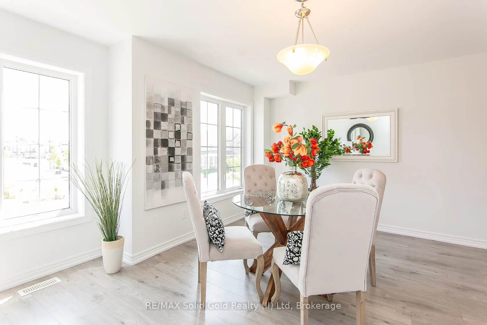 Photo 28 of 386 Linden Drive, Waterloo — HOMEH