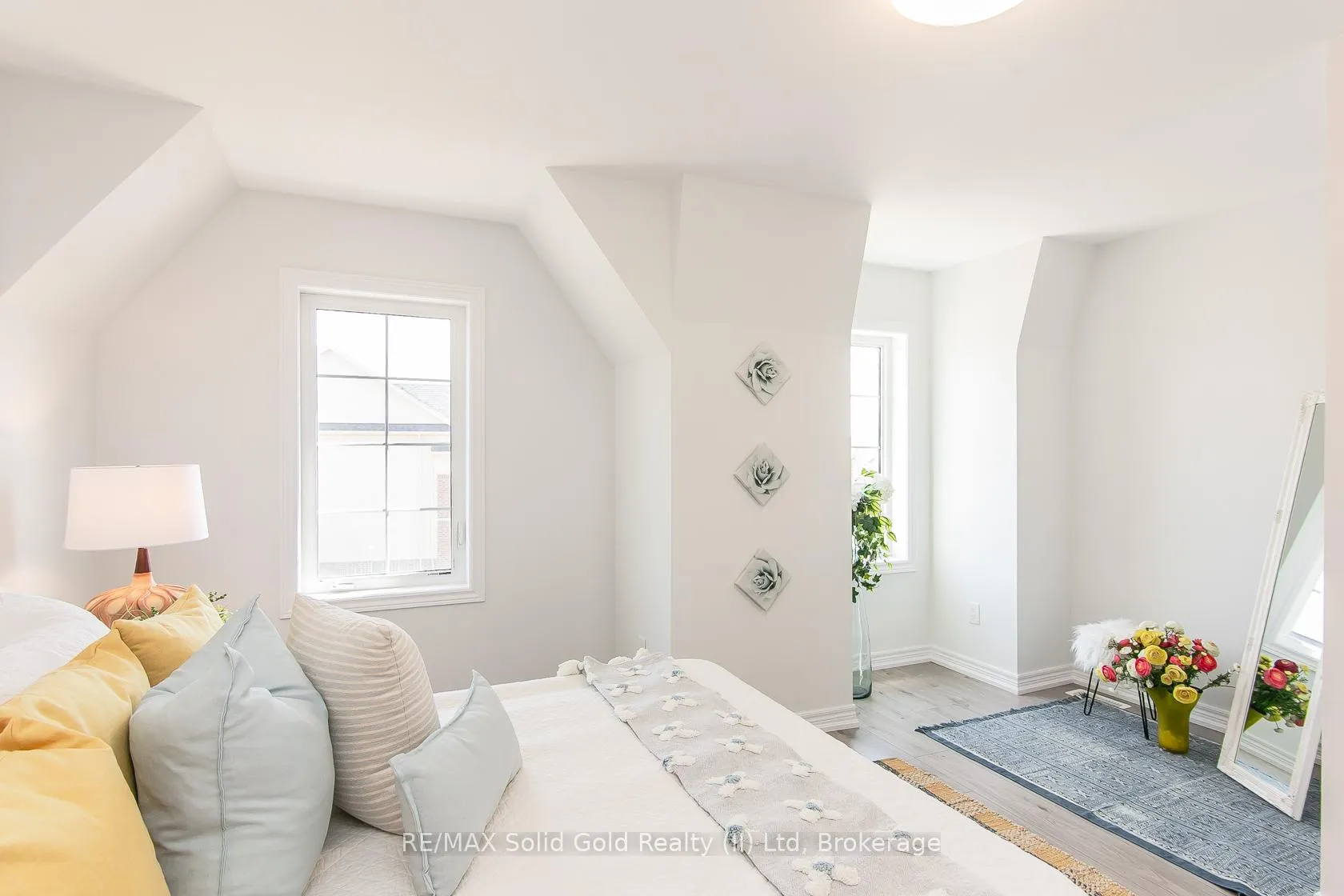 Photo 35 of 386 Linden Drive, Waterloo — HOMEH