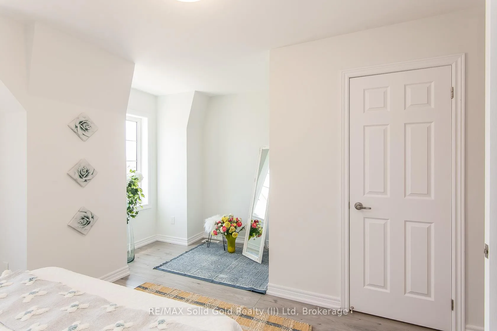 Photo 36 of 386 Linden Drive, Waterloo — HOMEH