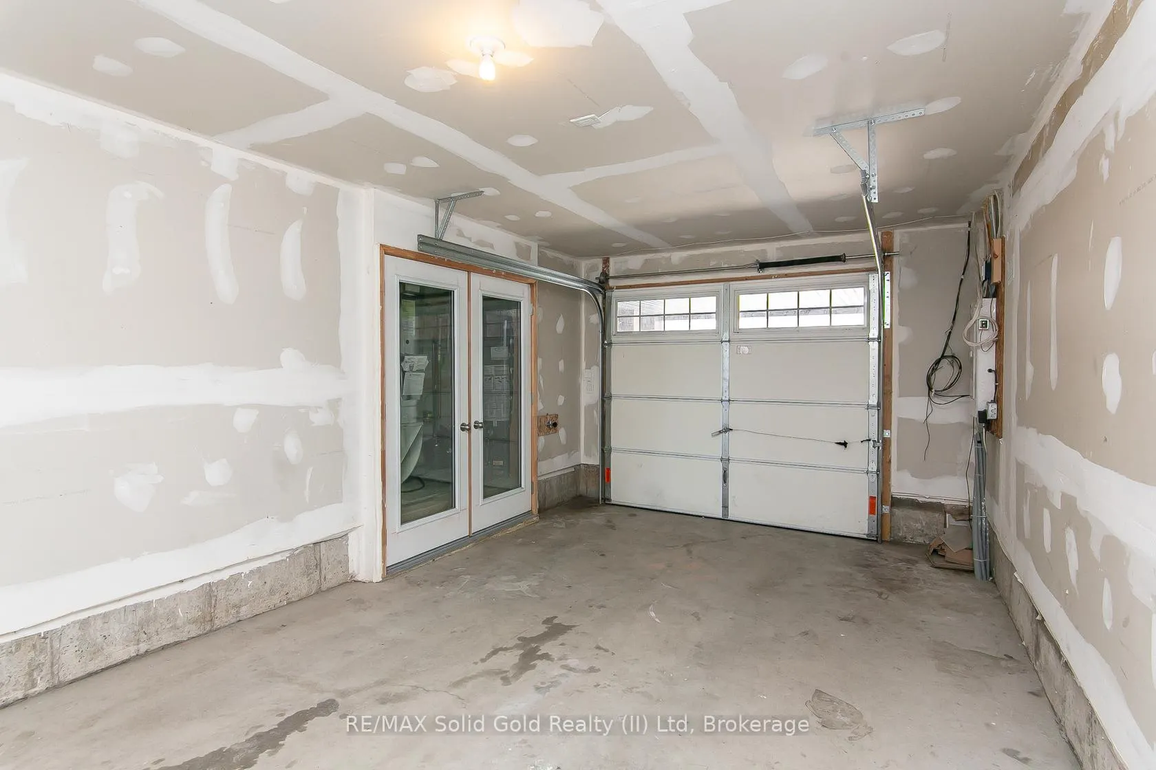 Photo 44 of 386 Linden Drive, Waterloo — HOMEH