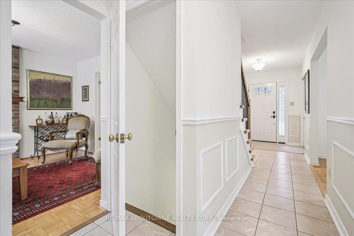 Photo 21 of 2132 Argon Court, Burlington, Brant — HOMEH