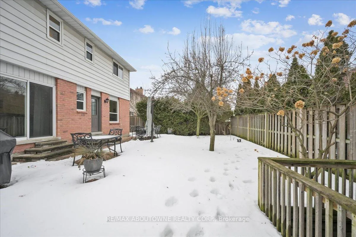 Photo 37 of 2132 Argon Court, Burlington, Brant — HOMEH