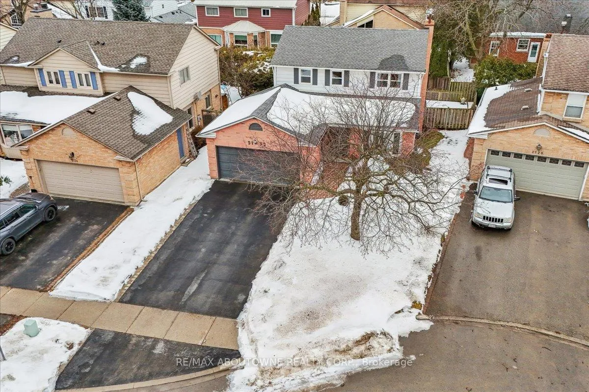 Photo 43 of 2132 Argon Court, Burlington, Brant — HOMEH