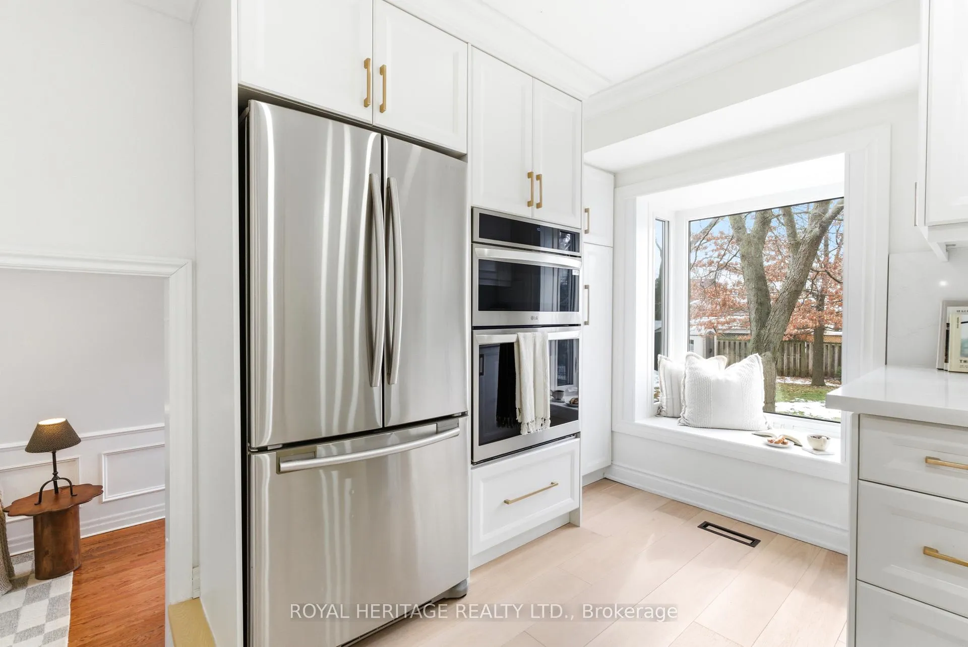 Photo 25 of 502 Shannon Crescent, Burlington, Shoreacres — HOMEH