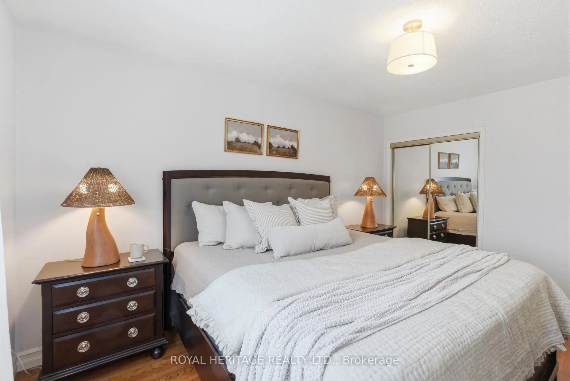 Photo 34 of 502 Shannon Crescent, Burlington, Shoreacres — HOMEH