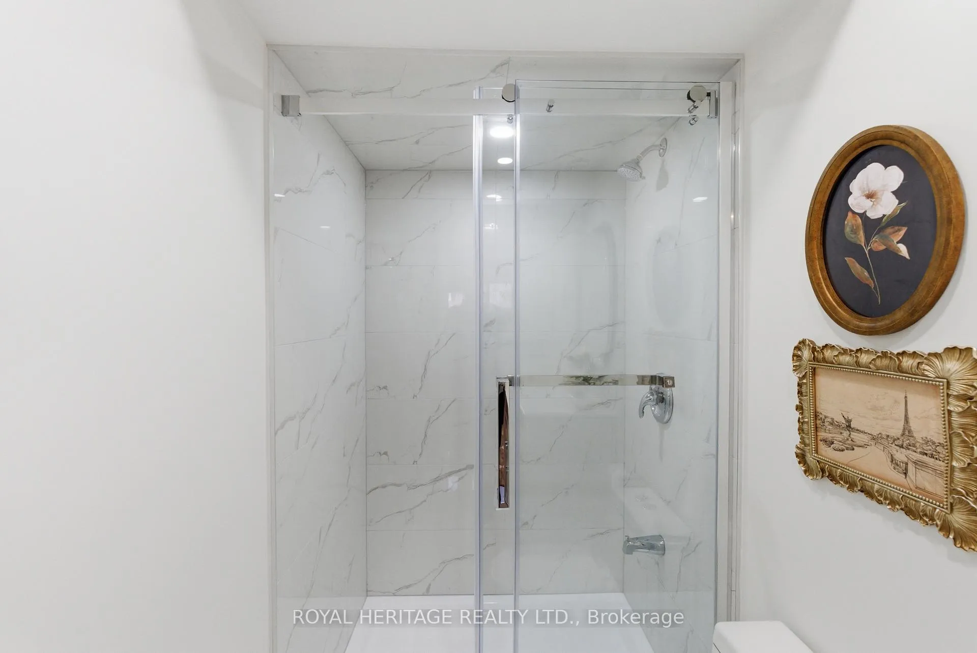 Photo 42 of 502 Shannon Crescent, Burlington, Shoreacres — HOMEH