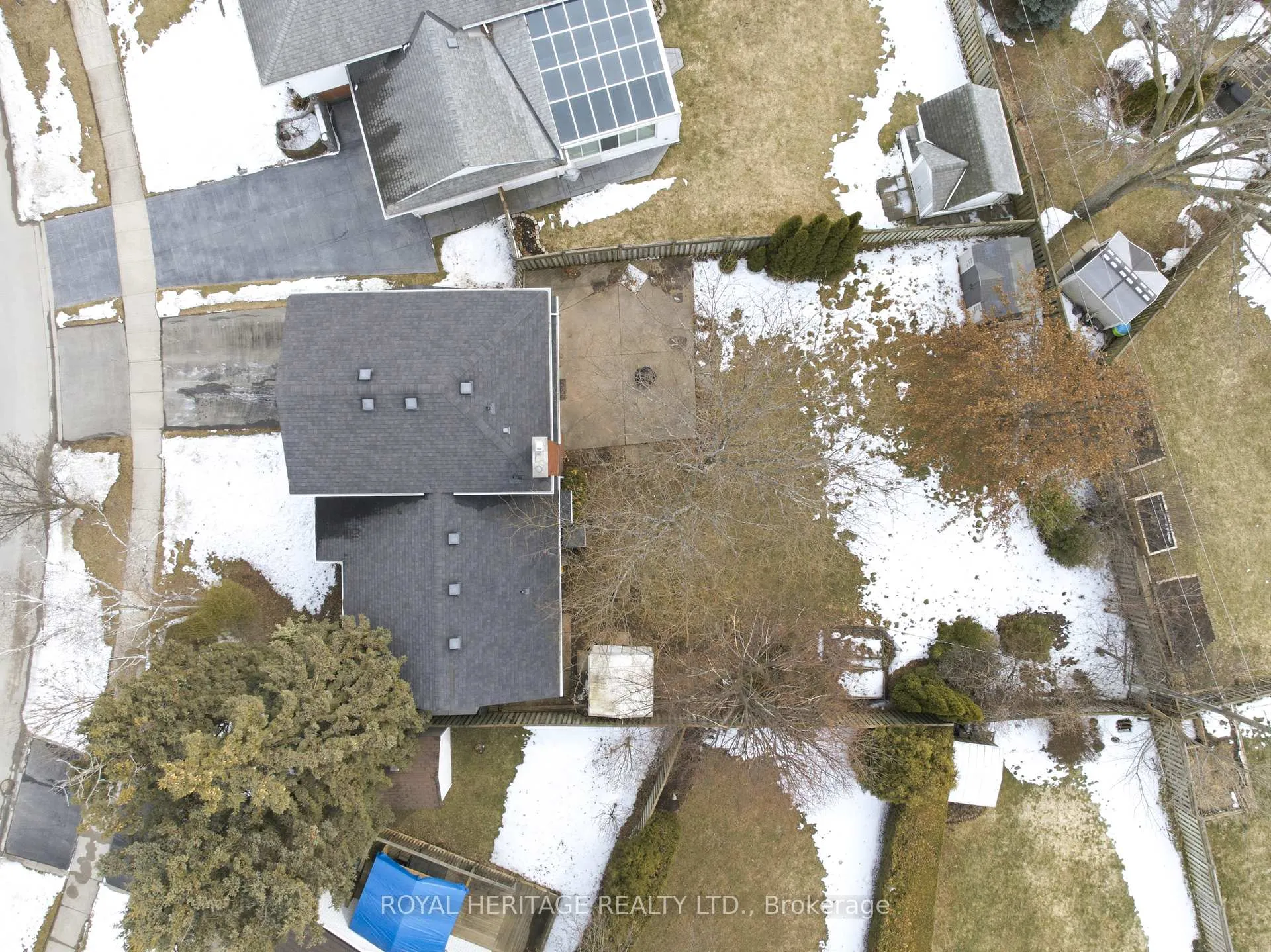 Photo 47 of 502 Shannon Crescent, Burlington, Shoreacres — HOMEH