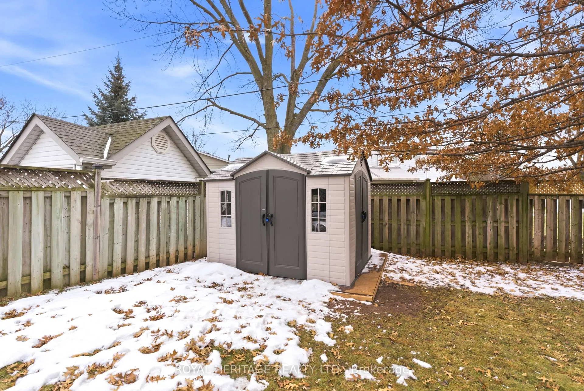 Photo 49 of 502 Shannon Crescent, Burlington, Shoreacres — HOMEH