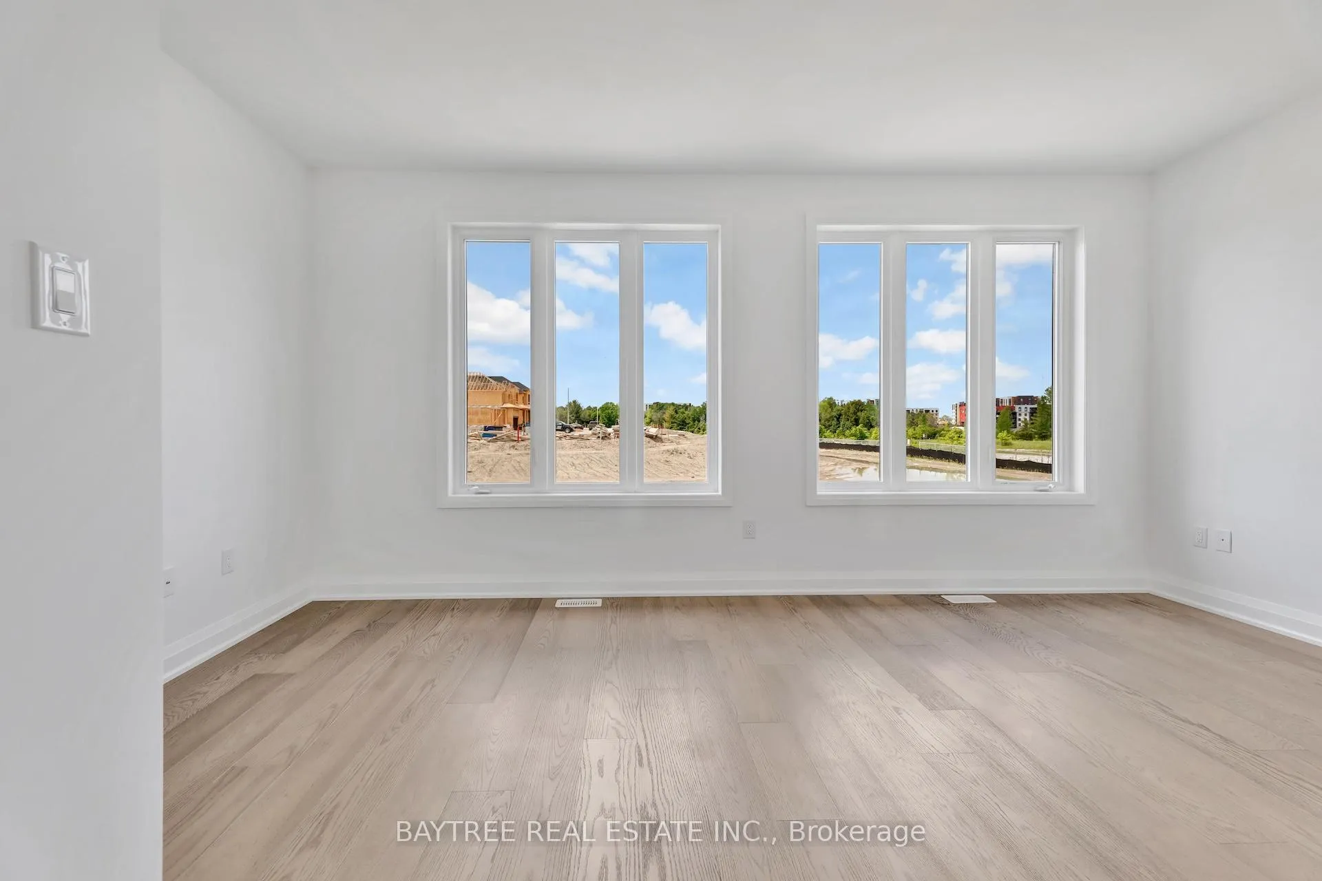 Photo 10 of 37 Lally Terrace, Barrie, Rural Barrie Southeast — HOMEH