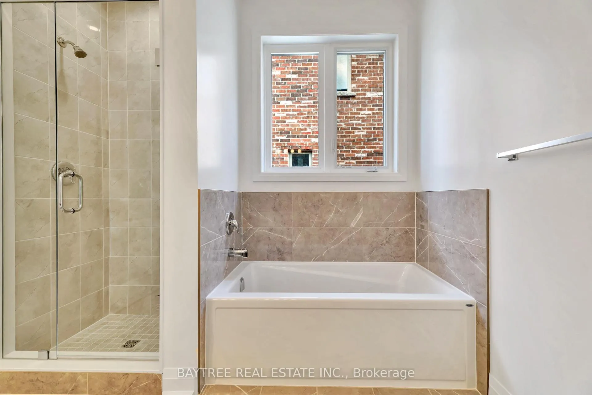 Photo 15 of 37 Lally Terrace, Barrie, Rural Barrie Southeast — HOMEH