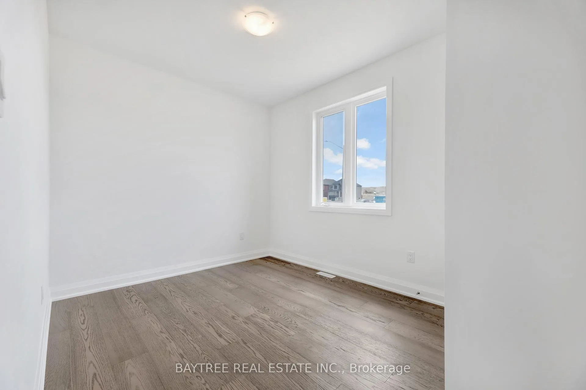Photo 17 of 37 Lally Terrace, Barrie, Rural Barrie Southeast — HOMEH