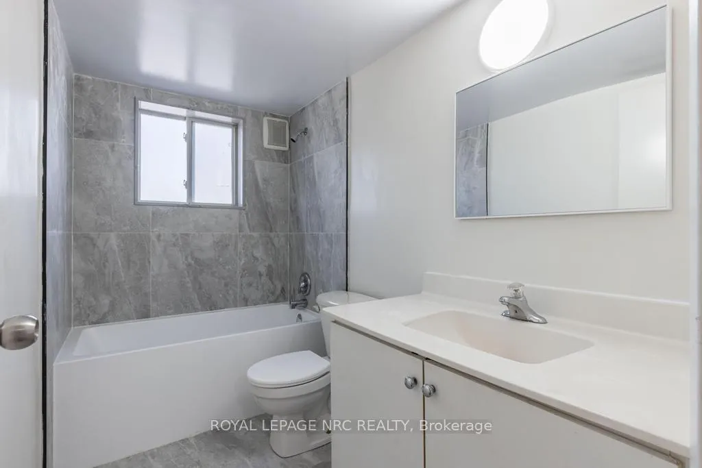 Photo 11 of Unit Unit 202, 14 John Street, Grimsby, Grimsby East — HOMEH