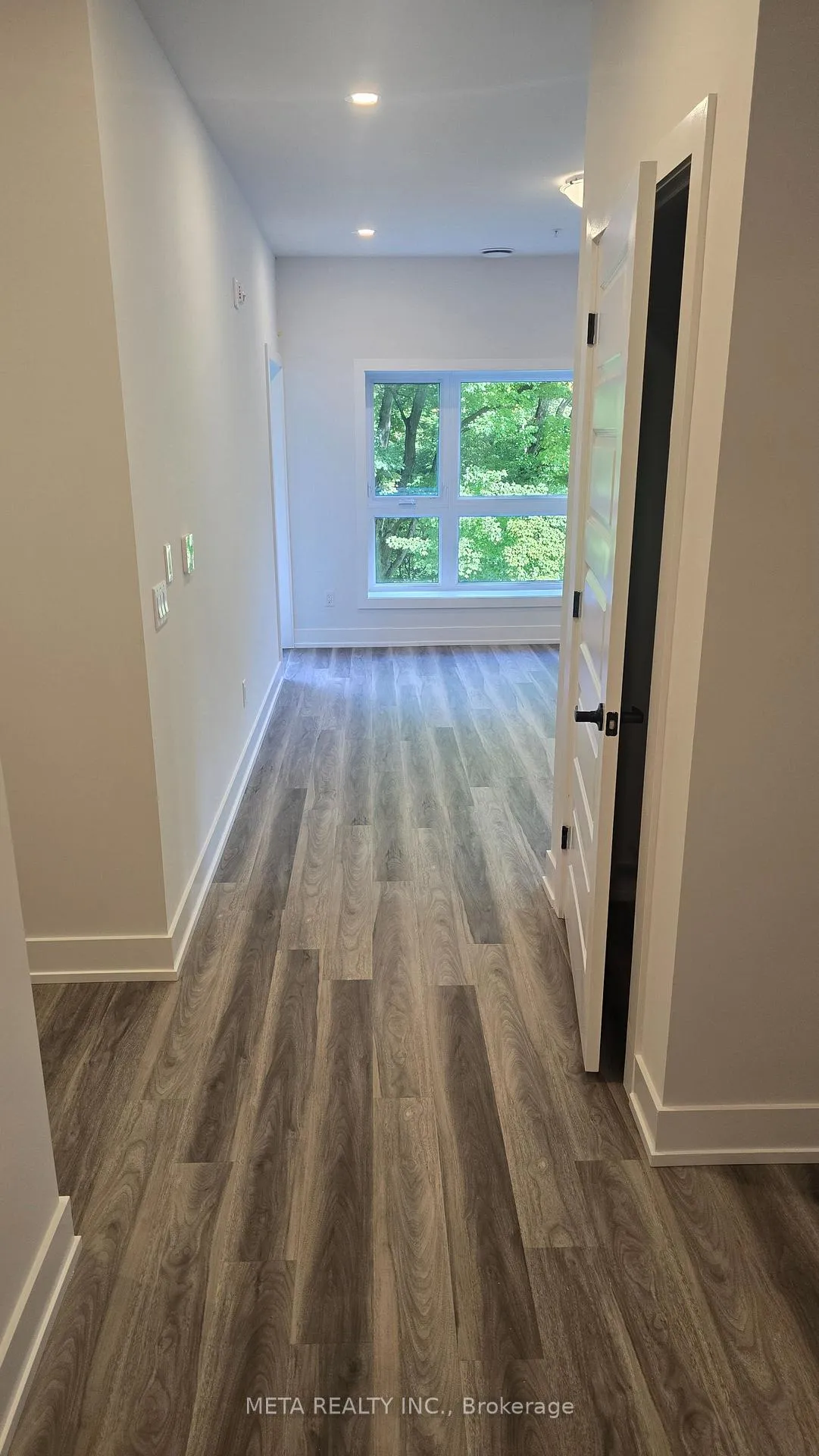 Photo 2 of Unit 201, 1100 Lackner Place, Kitchener — HOMEH