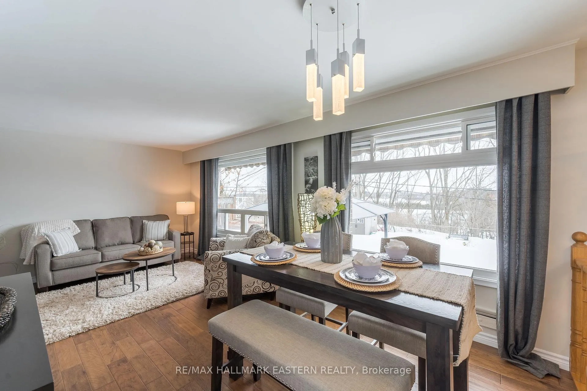 Photo 17 of 990 Oriole Crescent, Peterborough, Northcrest Ward 5 — HOMEH
