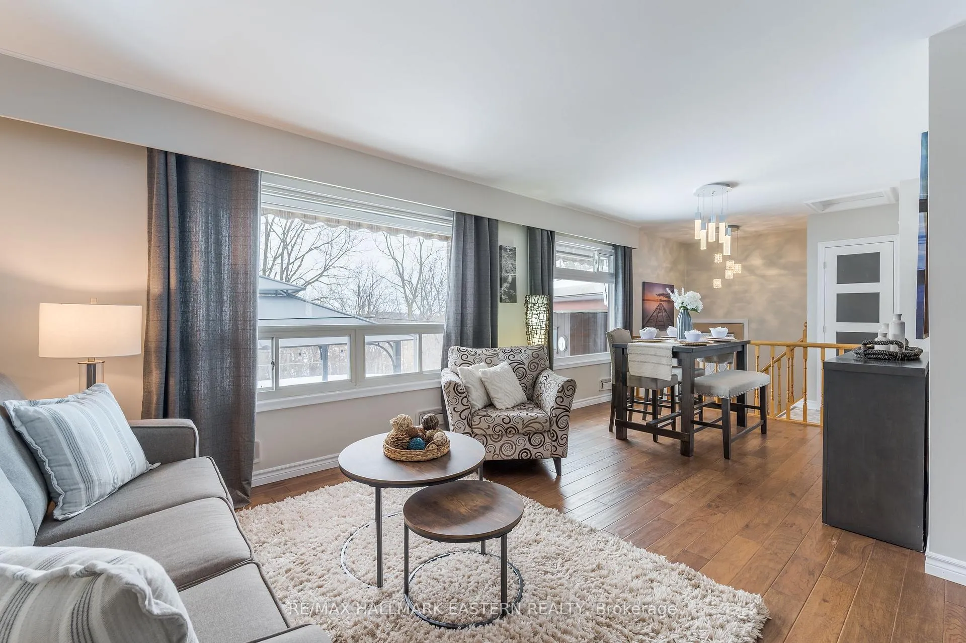 Photo 20 of 990 Oriole Crescent, Peterborough, Northcrest Ward 5 — HOMEH