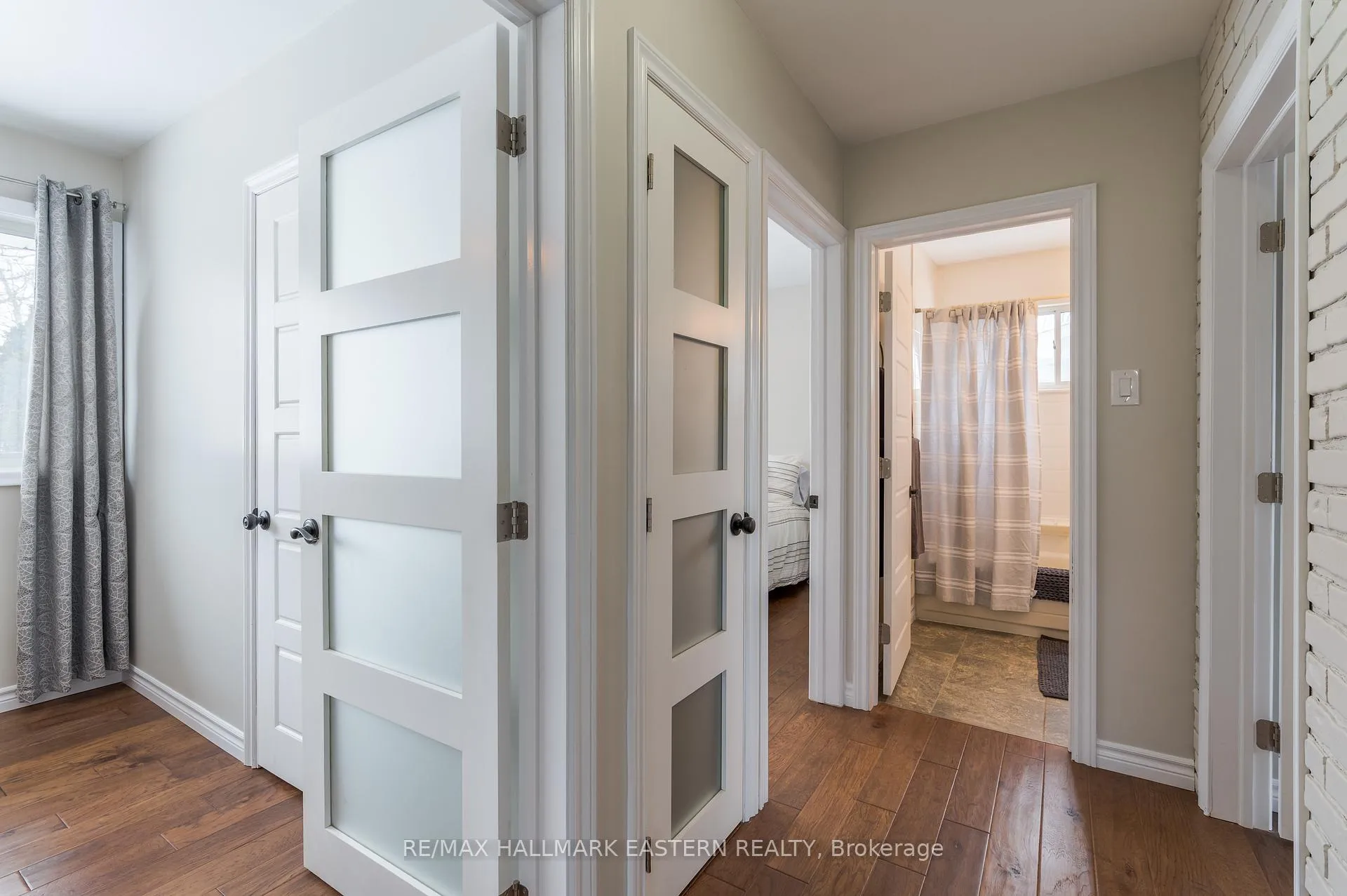 Photo 27 of 990 Oriole Crescent, Peterborough, Northcrest Ward 5 — HOMEH