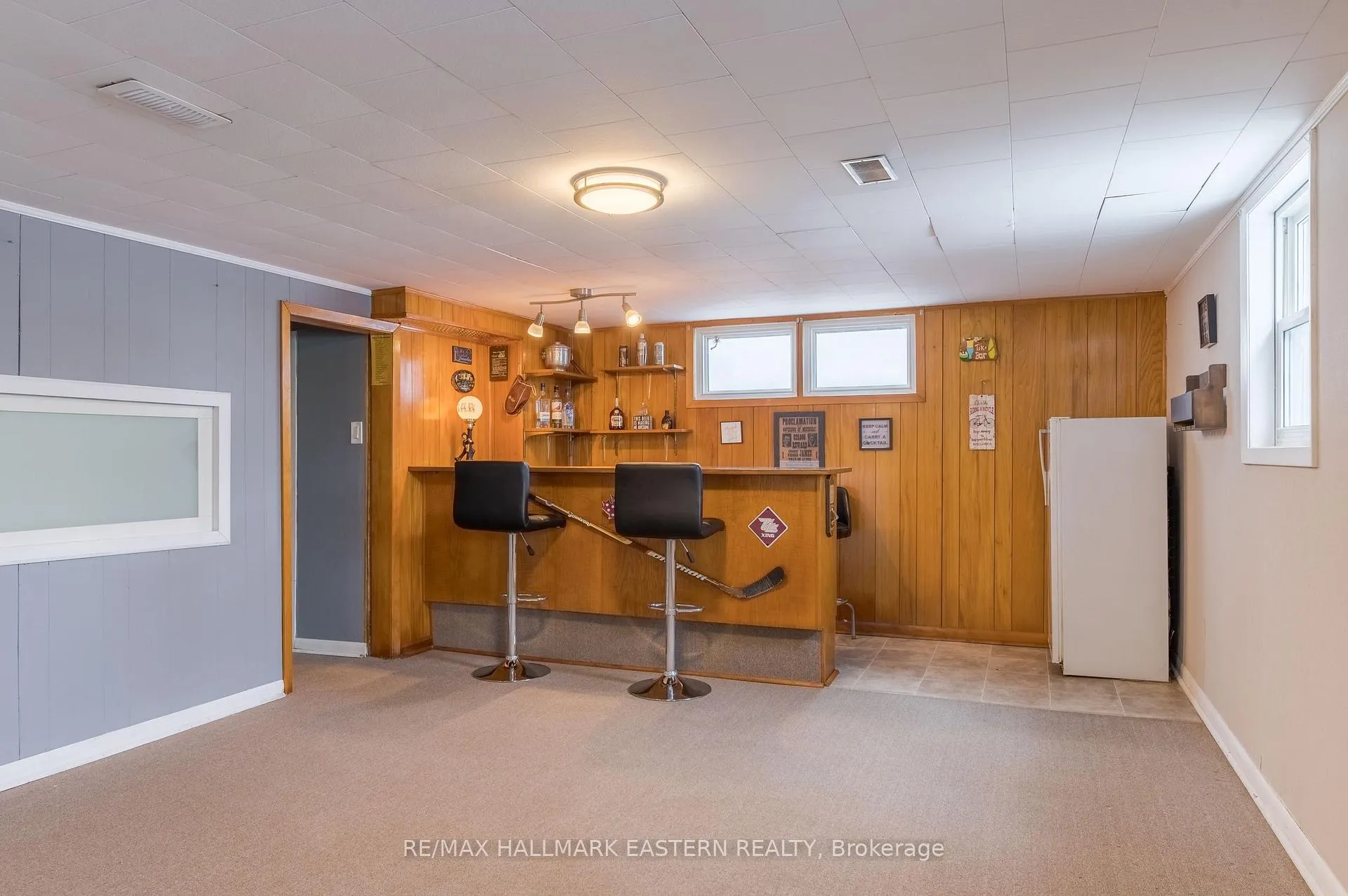 Photo 34 of 990 Oriole Crescent, Peterborough, Northcrest Ward 5 — HOMEH