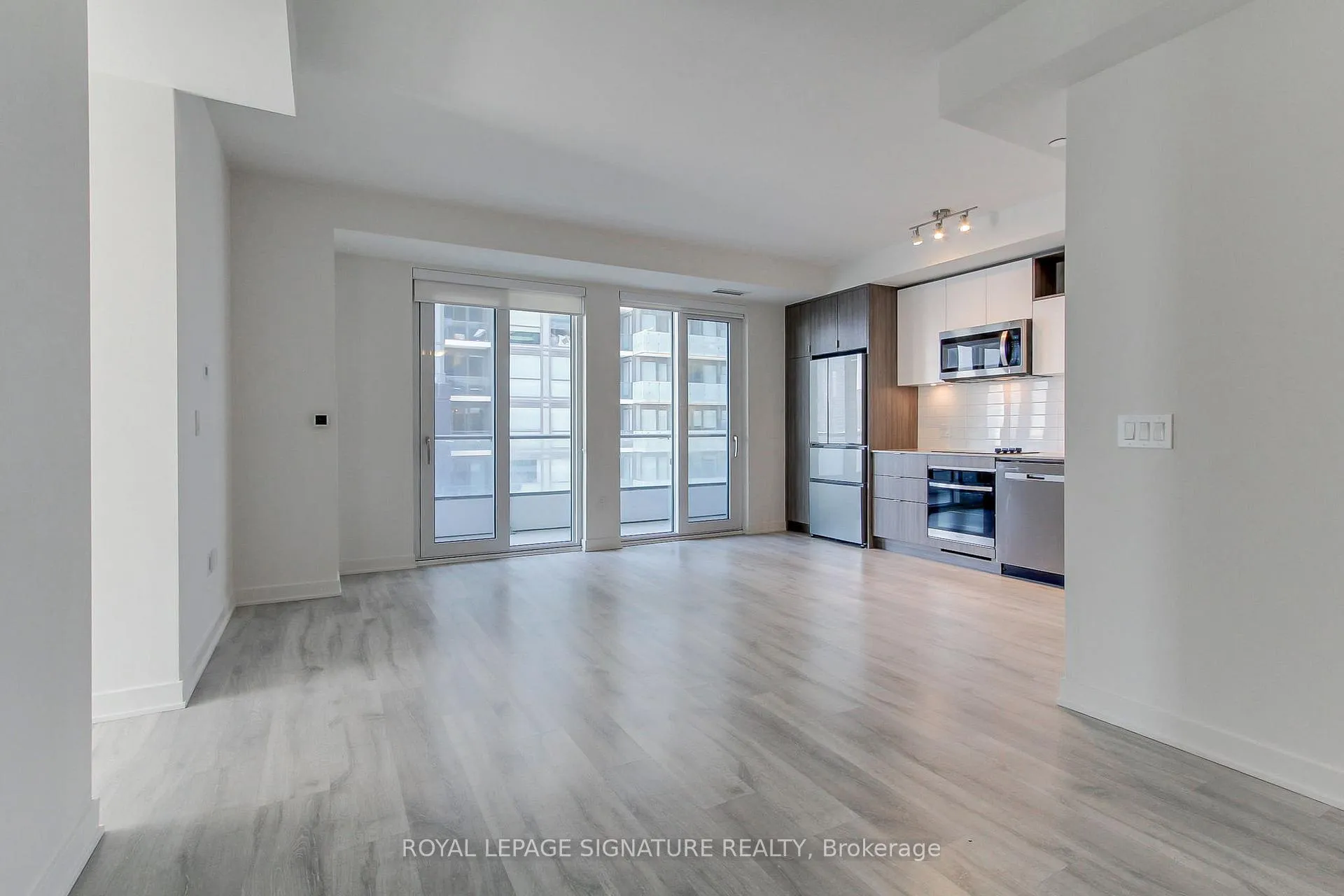 Photo 9 of Unit 2209E, 70 Princess Street, Toronto, Moss Park — HOMEH