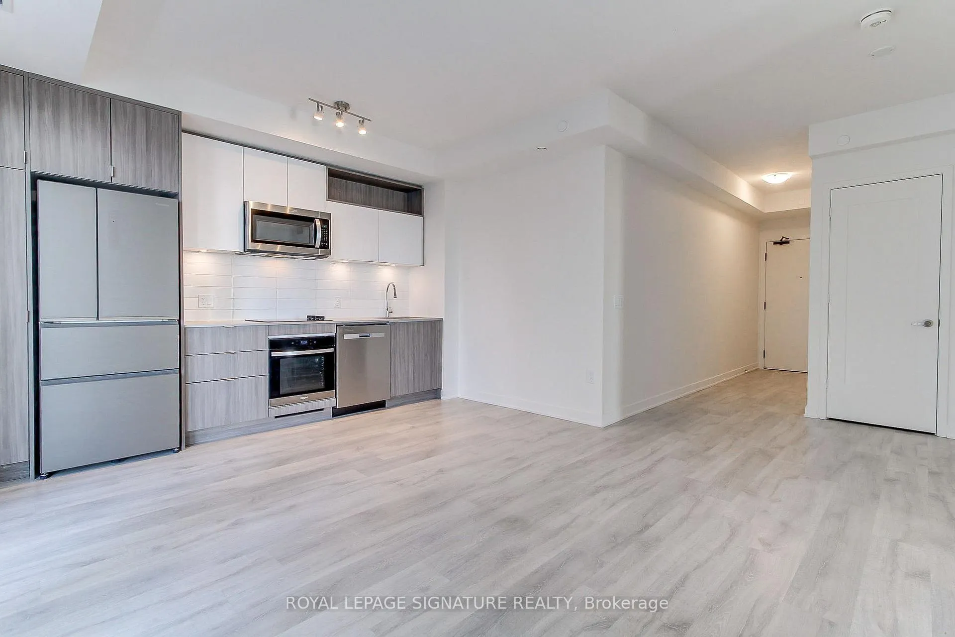 Photo 13 of Unit 2209E, 70 Princess Street, Toronto, Moss Park — HOMEH