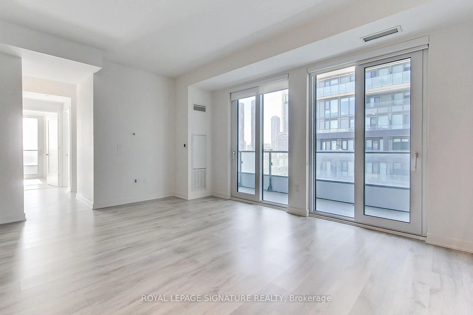 Photo 15 of Unit 2209E, 70 Princess Street, Toronto, Moss Park — HOMEH