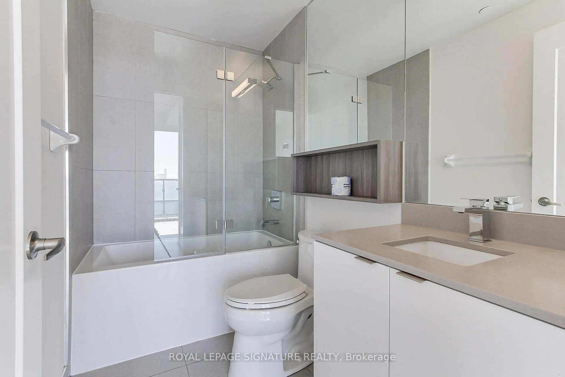 Photo 25 of Unit 2209E, 70 Princess Street, Toronto, Moss Park — HOMEH