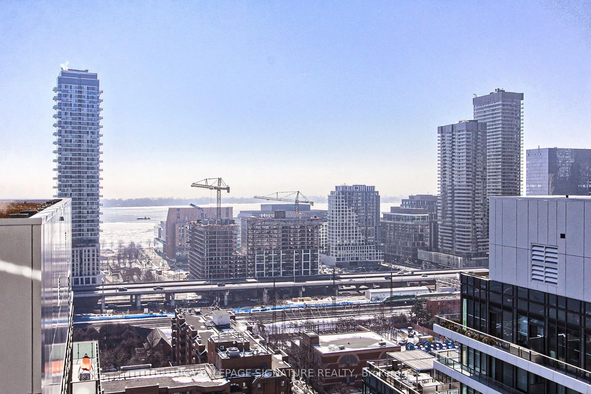 Photo 38 of Unit 2209E, 70 Princess Street, Toronto, Moss Park — HOMEH