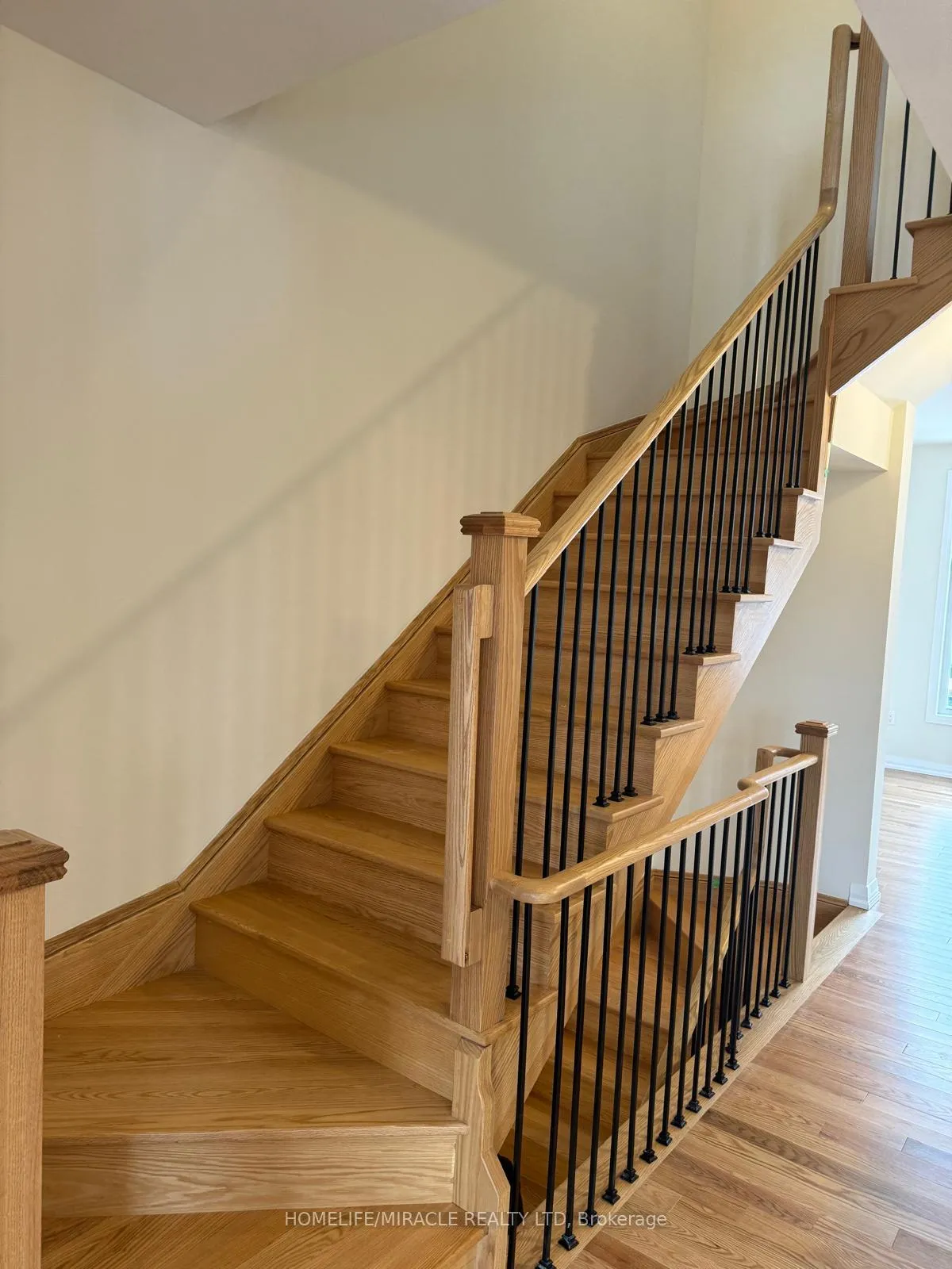 Photo 6 of 34 Coote Court, Pickering, Brock Ridge — HOMEH