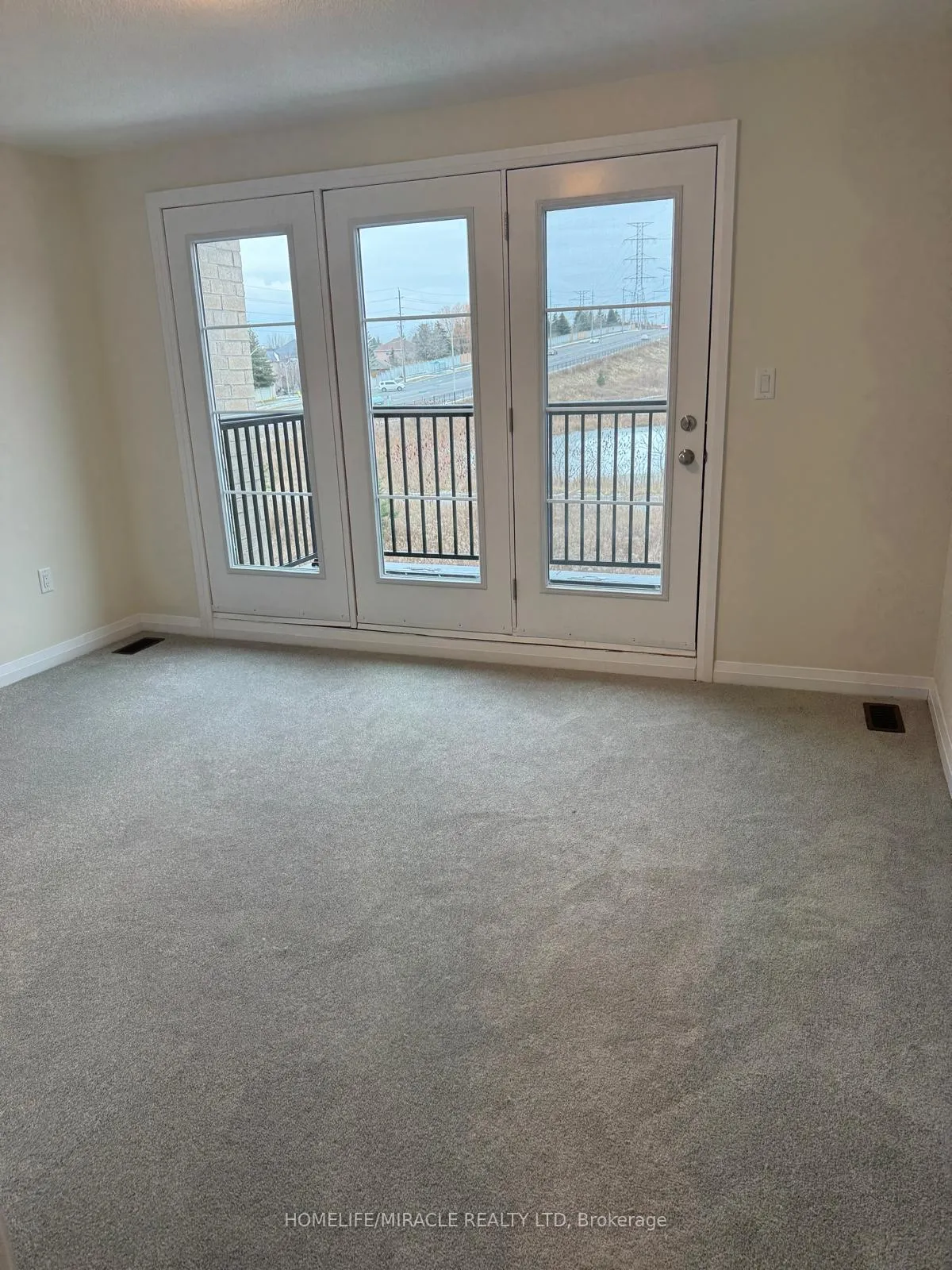 Photo 8 of 34 Coote Court, Pickering, Brock Ridge — HOMEH