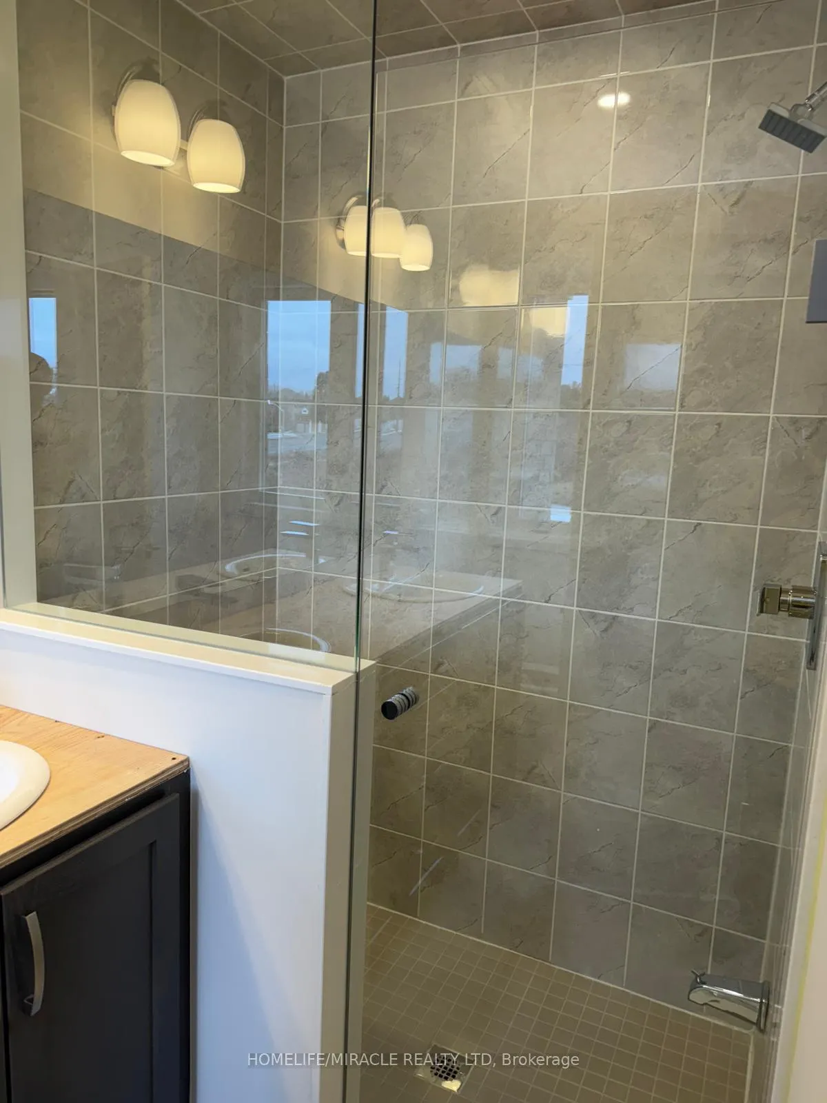 Photo 16 of 34 Coote Court, Pickering, Brock Ridge — HOMEH