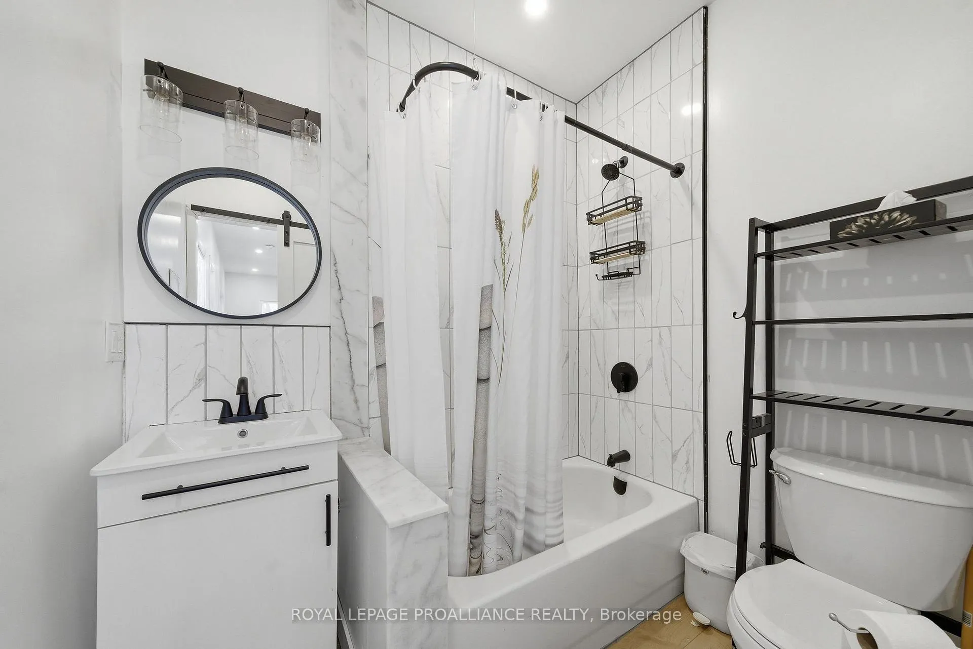 Photo 16 of 425 Roe Street, Cobourg — HOMEH