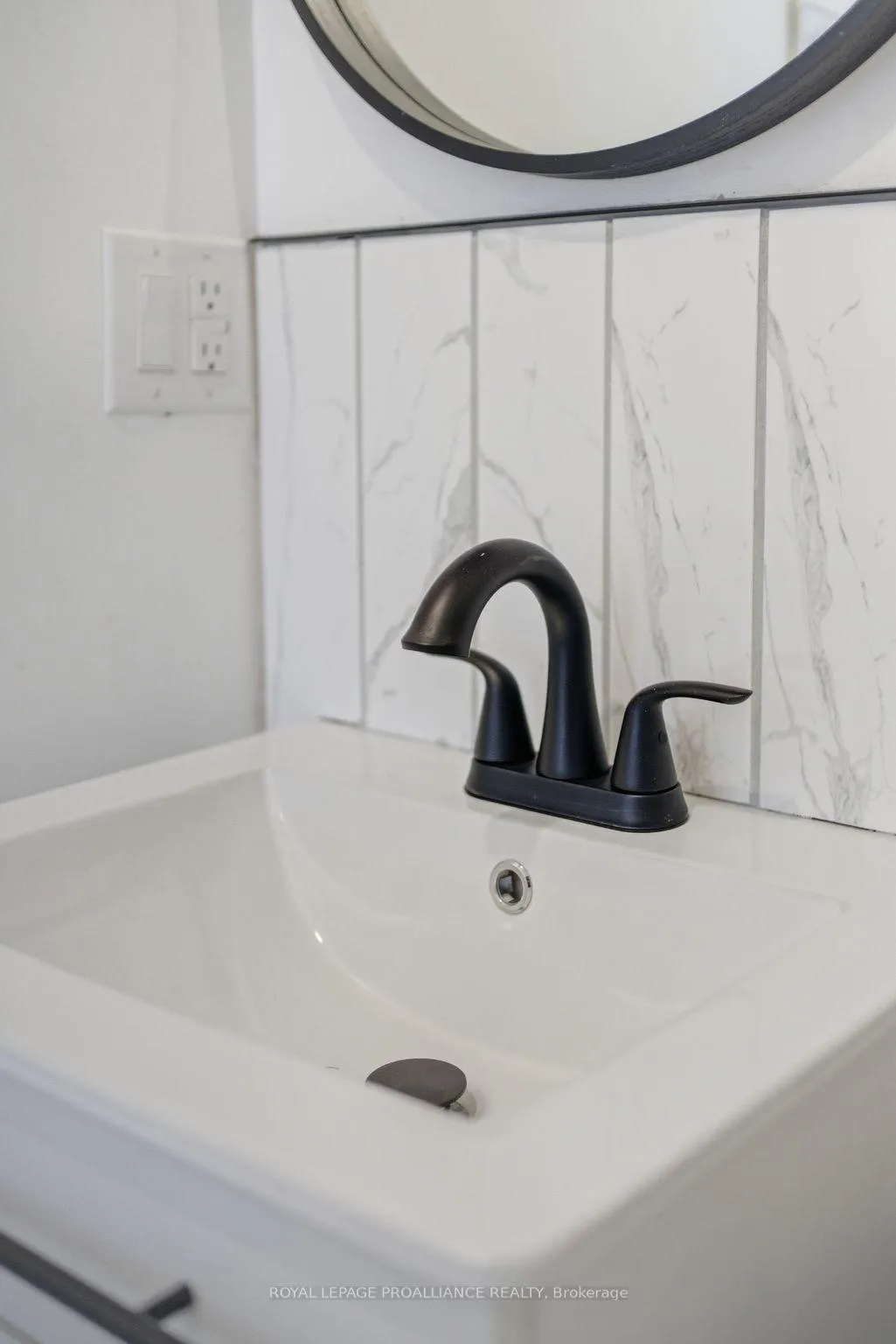 Photo 18 of 425 Roe Street, Cobourg — HOMEH