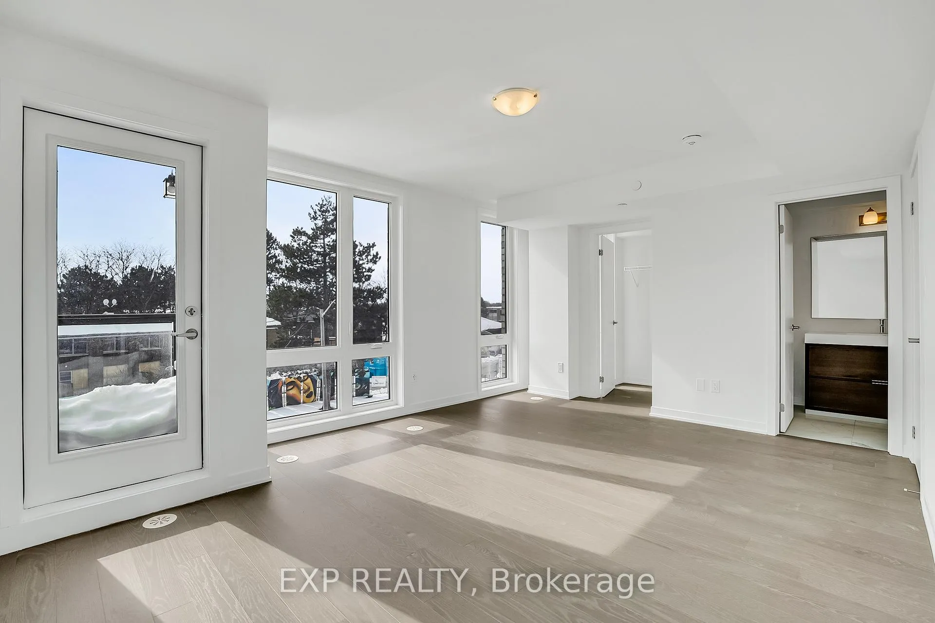 Photo 30 of 76 Turtle Island Road, Toronto, Englemount-Lawrence — HOMEH